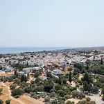 شقة Niriana غينادي