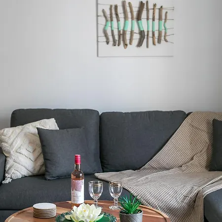 Niriana Apartamento Gennadi